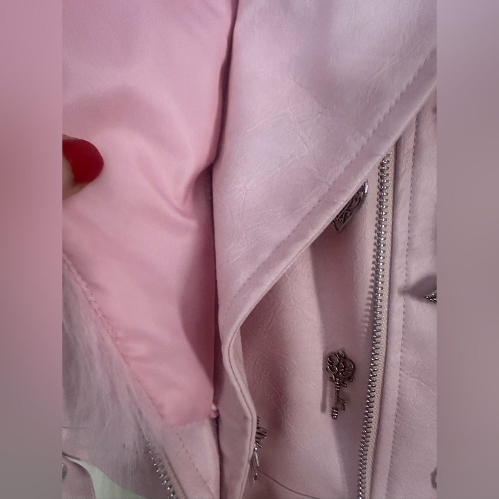 Dolls Kill Sugar Thrillz Cupids Arrow Embellished Faux Fur and Leather Moto Rare - Picture 3 of 11